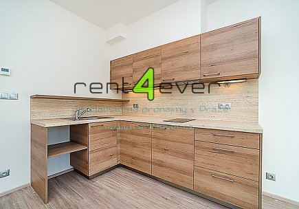 Pronájem bytu, Metro B Vysočanská, nový byt 1+kk, 28.5 m2, novostavba, sklep, nevybavený nábytkem, Rent4Ever.cz