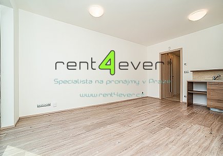 Pronájem bytu, Vysočany, Bassova, byt 1+kk, 28.5 m2, novostavba, sklep, nevybavený nábytkem, Rent4Ever.cz