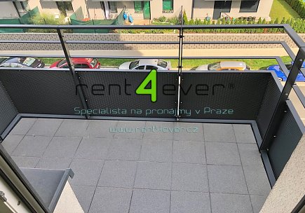 Pronájem bytu, Letňany, Škrábkových, byt 1+kk, 35 m2, novostavba, balkon, nevybavený, Rent4Ever.cz