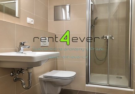 Pronájem bytu, Letňany, Škrábkových, byt 1+kk, 35 m2, novostavba, balkon, nevybavený, Rent4Ever.cz