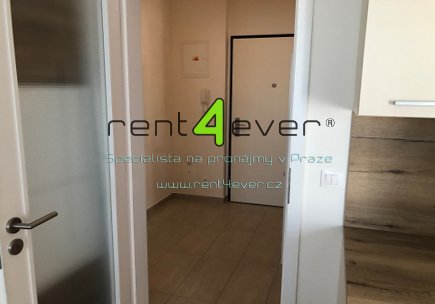 Pronájem bytu, Vysočany, Strnadových, byt 1+kk, 31 m2, novostavba, balkon, sklep, nevybavený , Rent4Ever.cz