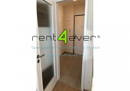 Pronájem bytu, Vysočany, Strnadových, byt 1+kk, 31 m2, novostavba, balkon, sklep, nevybavený , Rent4Ever.cz