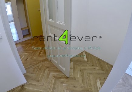Pronájem bytu, Smíchov, Lidická, byt 2+1, 75 m2, cihla, po rekonstrukci, komora, výtah, nevybavený, Rent4Ever.cz