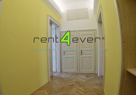 Pronájem bytu, Smíchov, Lidická, byt 2+1, 75 m2, cihla, po rekonstrukci, komora, výtah, nevybavený, Rent4Ever.cz