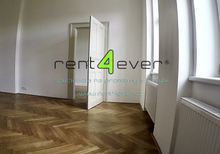 Pronájem bytu, Smíchov, Lidická, byt 2+1, 75 m2, cihla, po rekonstrukci, komora, výtah, nevybavený, Rent4Ever.cz