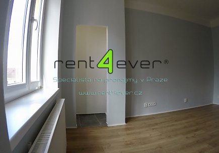 Pronájem bytu, Vršovice, Petrohradská, byt 1+kk, 27 m2, cihla, po komplet. rekonstrukci, Rent4Ever.cz