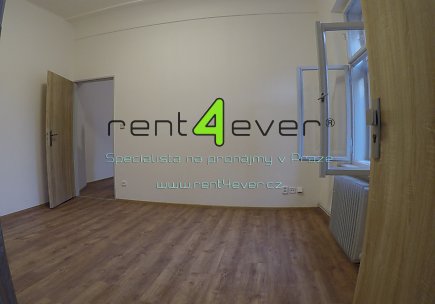 Pronájem bytu,  Nové Město, Na slupi, 2+kk, 39 m2, cihla, po celkové rekonstrukci, nezařízený, Rent4Ever.cz