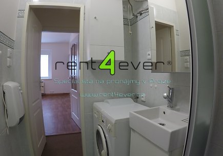 Pronájem bytu, Metro A Strašnická, Srbínská, byt 1+1, 46 m2, po rekonstrukci, nevybavený, Rent4Ever.cz