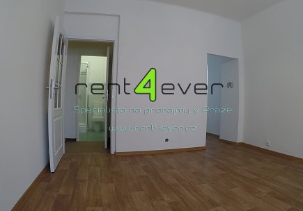 Pronájem bytu, Metro A Strašnická, Srbínská, byt 1+1, 46 m2, po rekonstrukci, nevybavený, Rent4Ever.cz