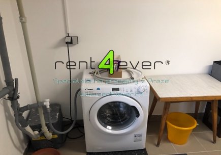 Pronájem bytu, Ďáblice, Hřenská, byt 1+kk, 20 m2, cihla, po rekonstrukci, vybavený nábytkem, Rent4Ever.cz