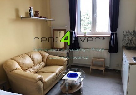 Pronájem bytu, Ďáblice, Hřenská, byt 1+kk, 20 m2, cihla, po rekonstrukci, vybavený nábytkem, Rent4Ever.cz