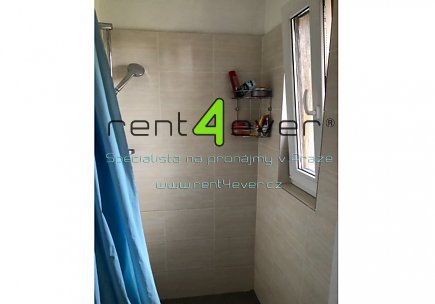 Pronájem bytu, Ďáblice, Hřenská, byt 1+kk, 20 m2, po rekonstrukci, vybavený, pro 1 osobu - muže, Rent4Ever.cz