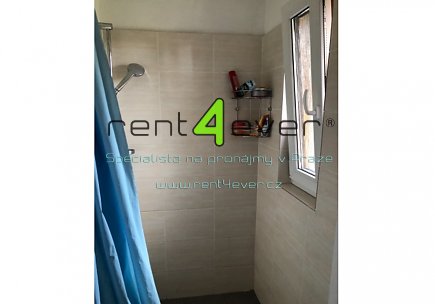 Pronájem bytu, Ďáblice, Hřenská, byt 1+kk, 20 m2, cihla, po rekonstrukci, vybavený nábytkem, Rent4Ever.cz