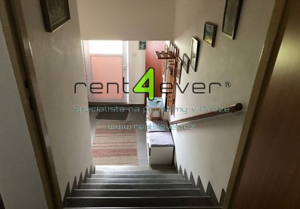 Pronájem bytu, Ďáblice, Hřenská, byt 1+kk, 20 m2, cihla, po rekonstrukci, vybavený nábytkem, Rent4Ever.cz