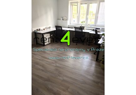 Pronájem bytu, Prosek, Na vyhlídce, mezonetový byt 5+kk, 100 m2 v RD, nezařízený nábytkem, Rent4Ever.cz