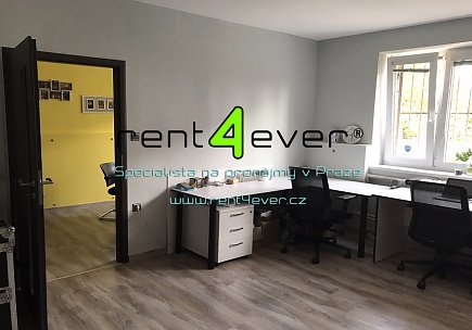 Pronájem bytu, Prosek, Na vyhlídce, mezonetový byt 5+kk, 100 m2 v RD, nezařízený nábytkem, Rent4Ever.cz