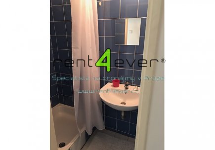 Pronájem bytu, Prosek, Na vyhlídce, mezonetový byt 5+kk, 100 m2 v RD, nezařízený nábytkem, Rent4Ever.cz