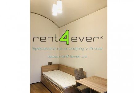 Pronájem bytu, Smíchov, Na Laurové, suterénní byt 1+kk, 16 m2, po kompletní rekonstrukci, zařízený, Rent4Ever.cz