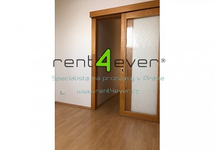 Pronájem bytu, Kobylisy, Vršní, mezonetový byt 3+kk, 50.3 m2, cihla, terasa, sklep, část. vybavený, Rent4Ever.cz