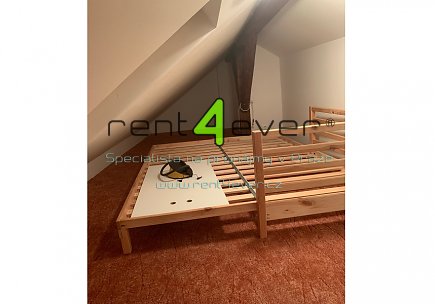 Pronájem bytu, Karlín, Na střelnici,1+kk, 33 m2 + podkroví 25 m2 po rekonstrukci, komplet. vybavený , Rent4Ever.cz