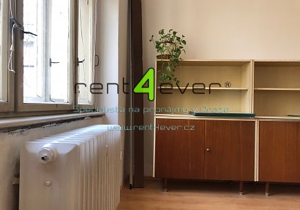 Pronájem bytu, Metro A Flora, ul. Korunní, byt 3+kk, 70 m2, cihla, výtah, komora, nezařízený, Rent4Ever.cz