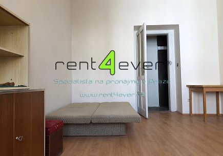 Pronájem bytu, Metro A Flora, ul. Korunní, byt 3+kk, 70 m2, cihla, výtah, komora, nezařízený, Rent4Ever.cz