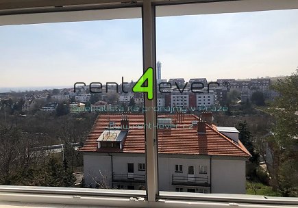 Pronájem bytu, Smíchov, Nad Kesnerkou, byt 2+1 v činžovní vile, 70 m2, částečně vybavený nábytkem, Rent4Ever.cz