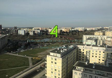 Pronájem bytu, Metro B Hůrka, Sluneční náměstí, 1+kk, 34 m2, novostavba, garážové stání, zařízený, Rent4Ever.cz