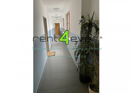 Pronájem bytu, Nusle Na Pankráci, 2+kk, 56 m2, novostavba, balkon, možnost garáž. stání, zařízený, Rent4Ever.cz