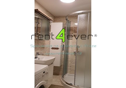 Pronájem bytu, Ruzyně, Ciolkovského, byt 2+kk, 52 m2, po komplet. rekonstrukci, komora, vybavený, Rent4Ever.cz