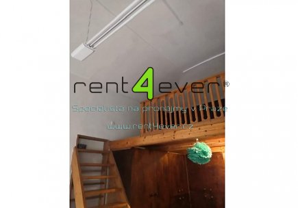 Pronájem bytu, Vinohrady, Budečská, byt 2+1, 70 m2, vestavěná patra, zařízený nábytkem, Rent4Ever.cz