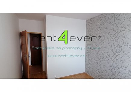 Pronájem bytu, Hloubětín, Slévačská, byt 3+kk, 67 m2, po rekonstrukci, lodžie, nevybavený, Rent4Ever.cz