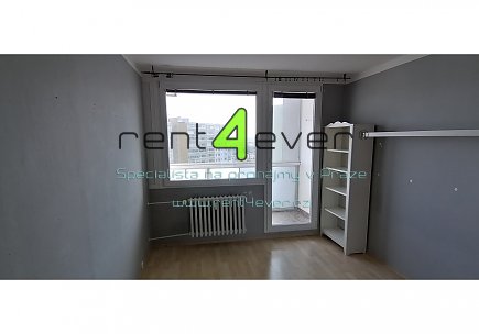 Pronájem bytu, Hloubětín, Slévačská, byt 3+kk, 67 m2, po rekonstrukci, lodžie, nevybavený, Rent4Ever.cz