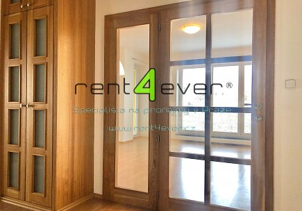 Pronájem bytu, Záběhlice, Hyacintová, 2+kk, 65 m2, novostavba, balkon, sklep, garáž. stání, Rent4Ever.cz