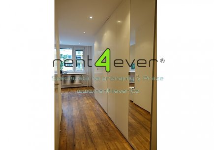 Pronájem bytu, Chodov, Modletická, byt 3+kk, 75 m2, po komplet. rekonstrukci, 2x balkon, Rent4Ever.cz
