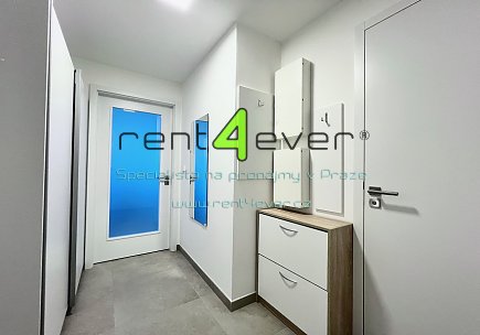 Pronájem bytu, Řepy, U boroviček, byt 1+kk, 38.30m2, novostavba, balkon, sklep, parkování, Rent4Ever.cz