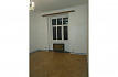 Pronájem bytu,  Holešovice, Komunardů, byt 2+kk, 47 m2, v přízemí cihlového domu, nezařízený, Rent4Ever.cz
