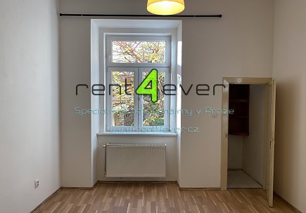 Pronájem bytu, Smíchov, Svornosti, 2+kk, 50 m2, zvýšené přízemí, po rekonstrukci, komora, sklep, Rent4Ever.cz