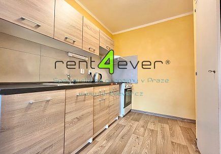 Pronájem bytu, Chodov, Konstantinova, byt 2+kk, 48 m2, po kompletní rekonstrukci, částečně vybavený, Rent4Ever.cz