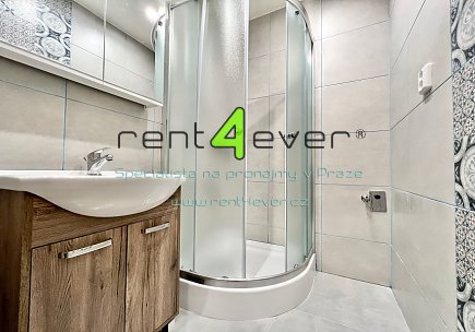 Pronájem bytu, Chodov, Konstantinova, byt 2+kk, 48 m2, po kompletní rekonstrukci, částečně vybavený, Rent4Ever.cz
