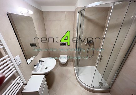 Pronájem bytu, Libuš, Na domovině, luxusní byt 1+kk, 33.6 m2, lodžie, vybavený nábytkem, Rent4Ever.cz