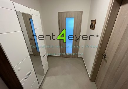 Pronájem bytu, Libuš, Na domovině, luxusní byt 1+kk, 33.6 m2, lodžie, vybavený nábytkem, Rent4Ever.cz