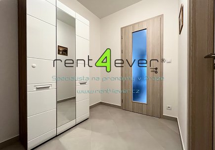 Pronájem bytu, Libuš, Na domovině, luxusní byt 1+kk, 33.6 m2, lodžie, vybavený nábytkem, Rent4Ever.cz
