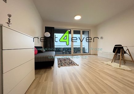 Pronájem bytu, Libuš, Na domovině, luxusní byt 1+kk, 33.6 m2, lodžie, vybavený nábytkem, Rent4Ever.cz