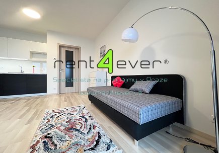 Pronájem bytu, Libuš, Na domovině, luxusní byt 1+kk, 33.6 m2, lodžie, vybavený nábytkem, Rent4Ever.cz