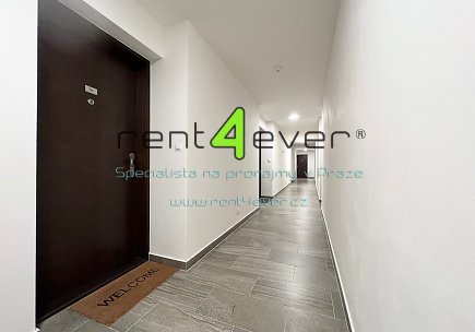 Pronájem bytu, Libuš, Na domovině, luxusní byt 1+kk, 33.6 m2, lodžie, vybavený nábytkem, Rent4Ever.cz