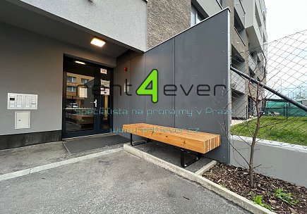 Pronájem bytu, Libuš, Na domovině, luxusní byt 1+kk, 33.6 m2, lodžie, vybavený nábytkem, Rent4Ever.cz