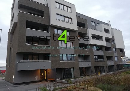 Pronájem bytu, Libuš, Na domovině, luxusní byt 1+kk, 33.6 m2, lodžie, vybavený nábytkem, Rent4Ever.cz