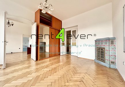 Pronájem bytu, Smíchov, ul. Zapova, byt 4+1, 112 m2, po rekonstrukci, komora, zahrada, garáž, Rent4Ever.cz