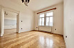 Pronájem bytu, Smíchov, ul. Zapova, byt 4+1, 112 m2, po rekonstrukci, komora, zahrada, garáž, Rent4Ever.cz